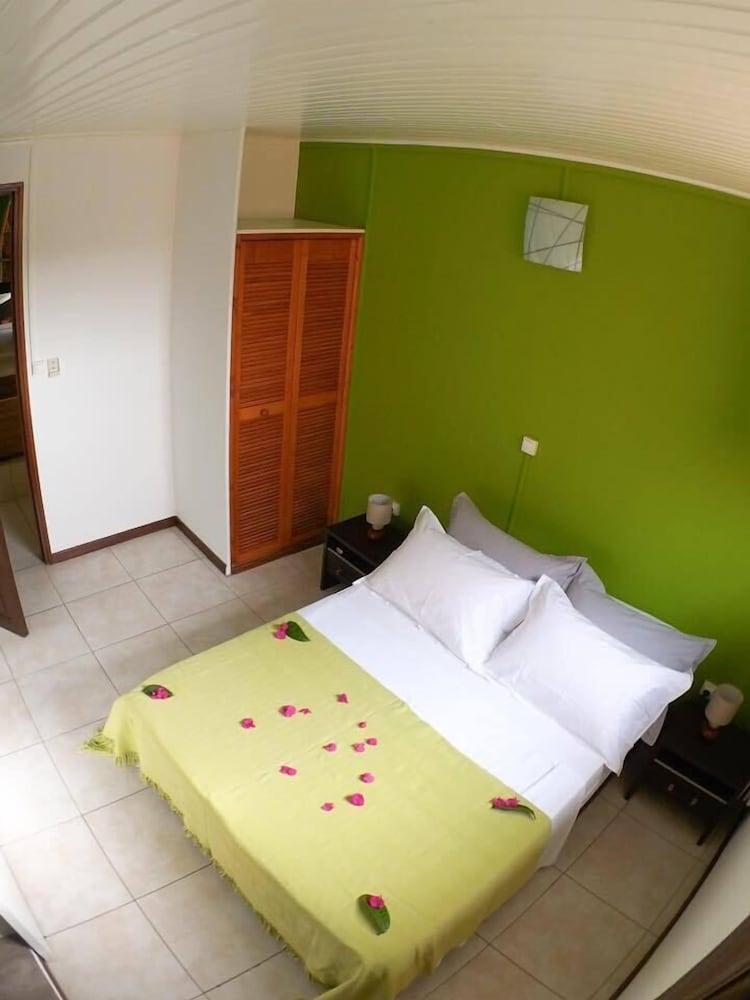 Hotel Tante Arlette Grand'Riviere Exterior foto